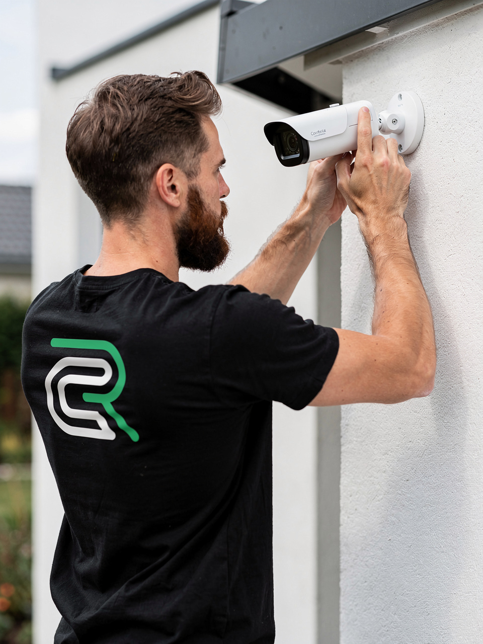 freepik__a-caucasian-male-technician-with-a-short-beard-and__66796