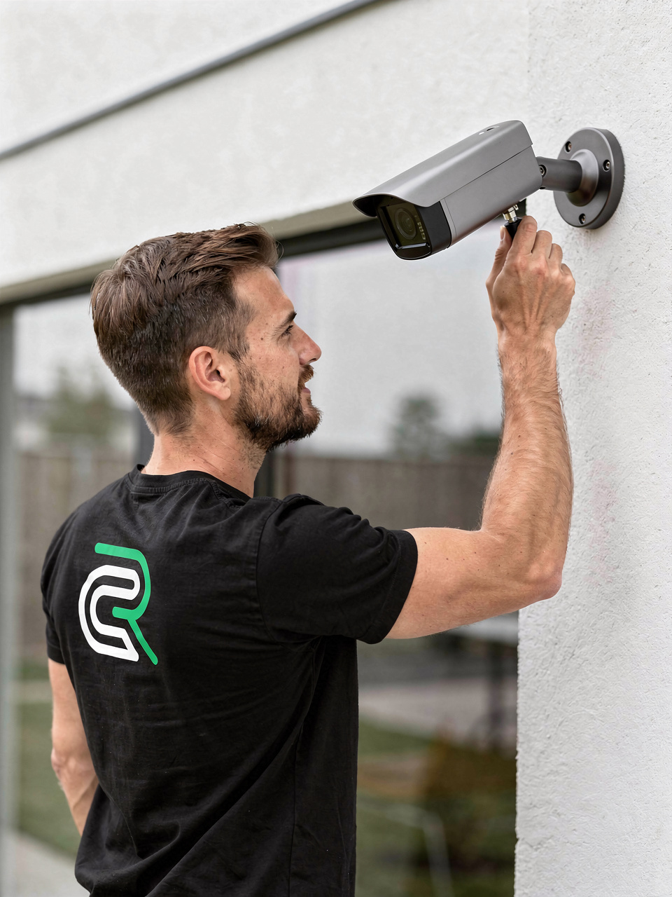 freepik__a-caucasian-male-technician-with-a-short-beard-and__66806