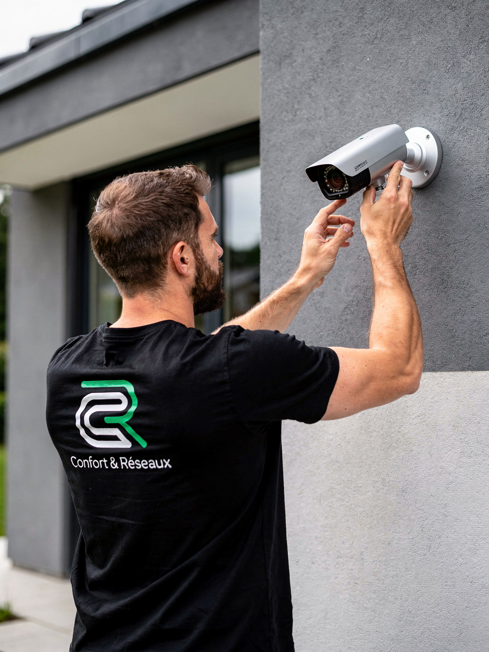 freepik__a-caucasian-male-technician-with-a-short-beard-and__66808